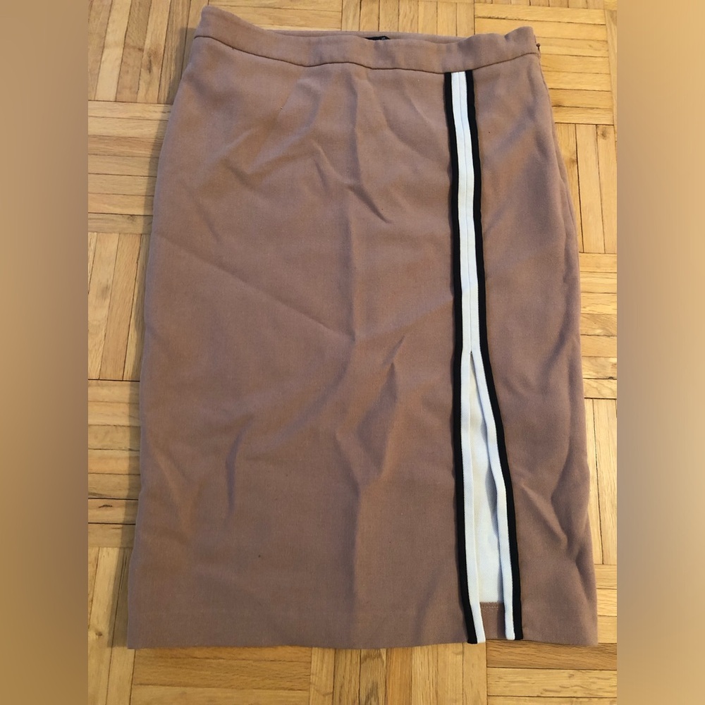 Zara pencil skirt, size small, tan